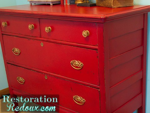 Red Antique Chalkpainted Dresser