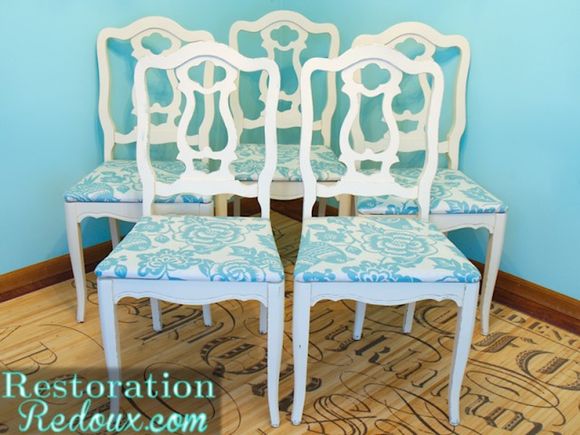 Turquoise and White Chair Transformation | #furniture #makeover #diy