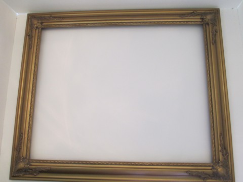 Frame-Before-Pic